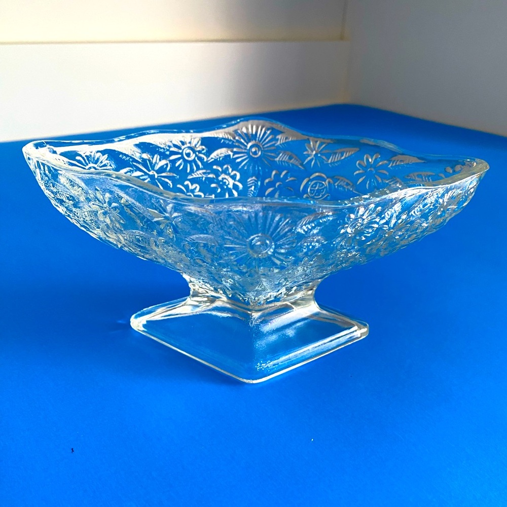 Vtg Indiana Depression Glass Pineapple and Floral Diamond Shaped Dish